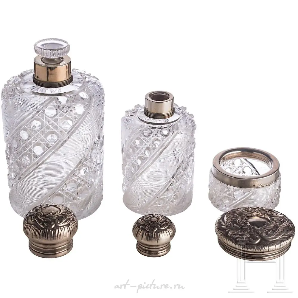 A Russian glass vase with silver-gilt mounting, Moscow, 1908 — photo 4