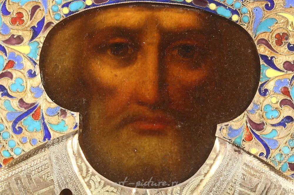 Exceptional Russian Gilt Silver and Enamel Icon, — photo 13