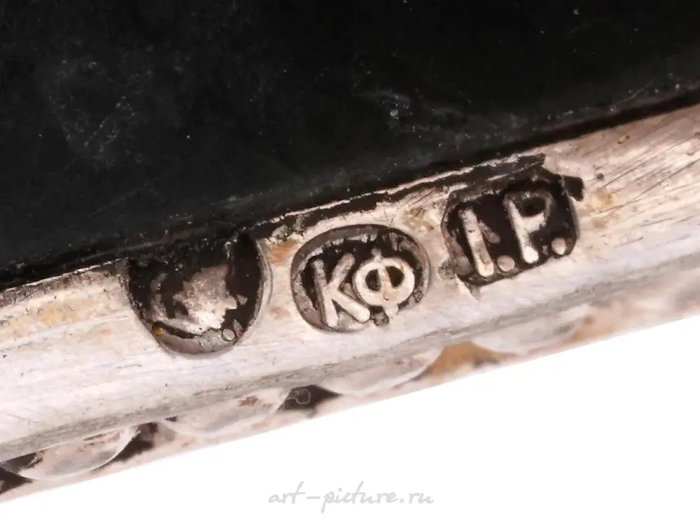 Russian silver figurine of a pig with ruby eyes — photo 8