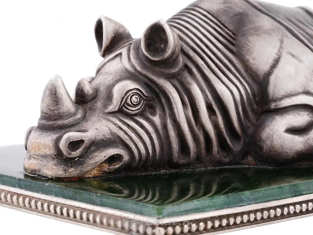 Russian silver figurine of a pig with ruby eyes — photo 10