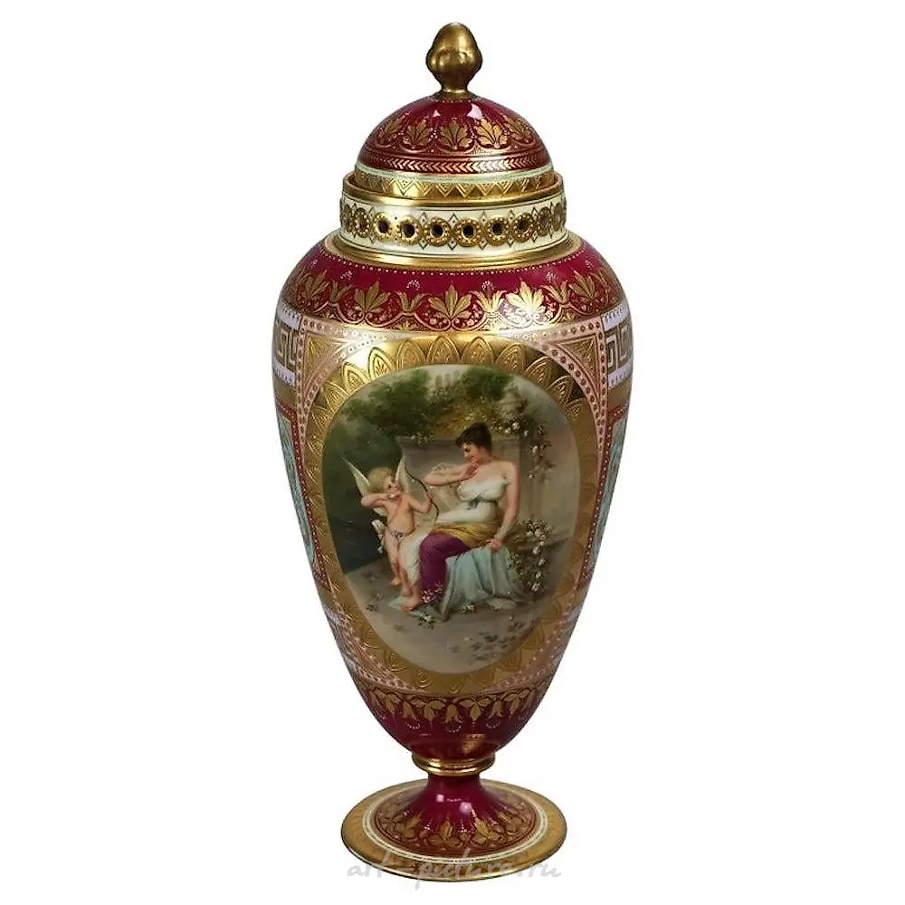 Старинная австрийская фарфоровая урна Royal Vienna, около 1890 года