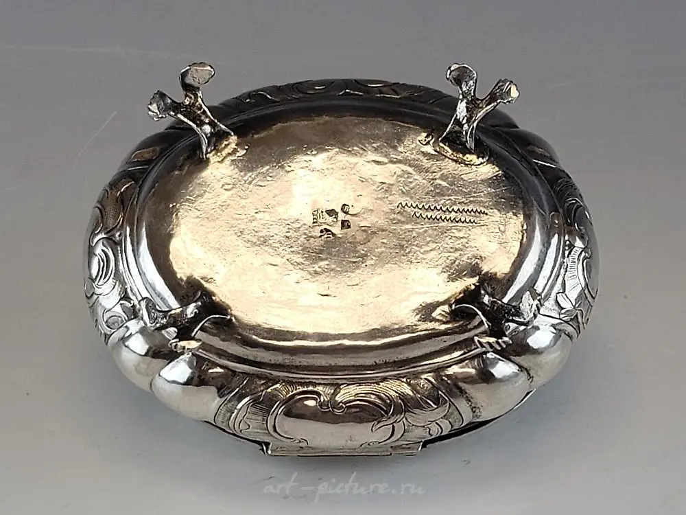 Редкий антикварный русский серебряный ящик 18 века, 1766 год — фото 3