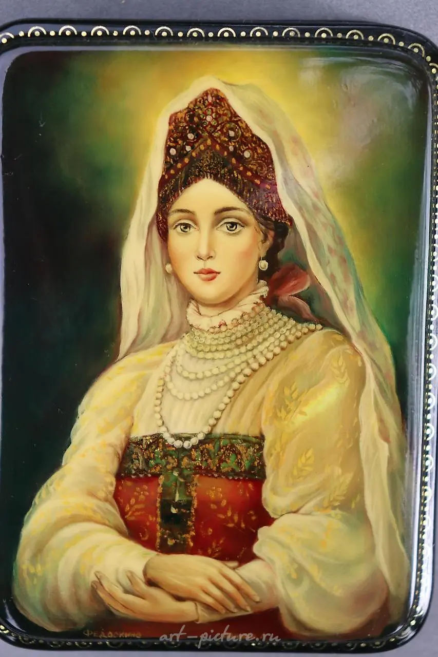 Красавица русская (боярыня) на лаковой миниатюре Федоскино — фото 2