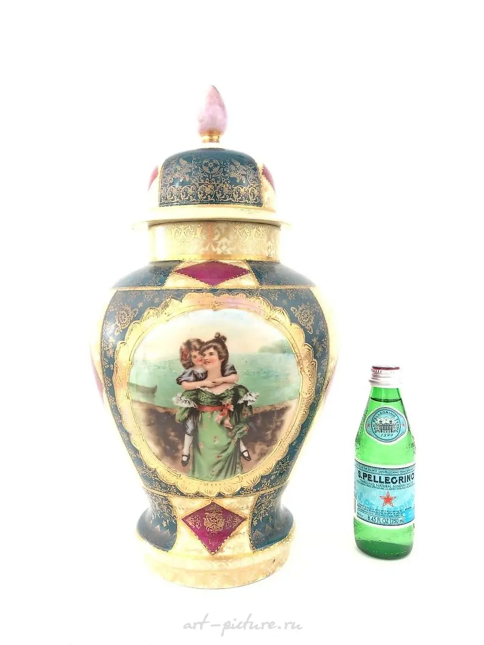 Royal Vienna Style Gold Gilt Vase — photo 3