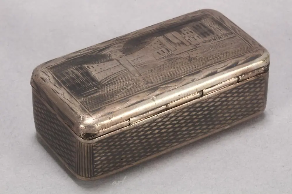 19th Century Russian Silver and Niello Snuff Box — photo 8