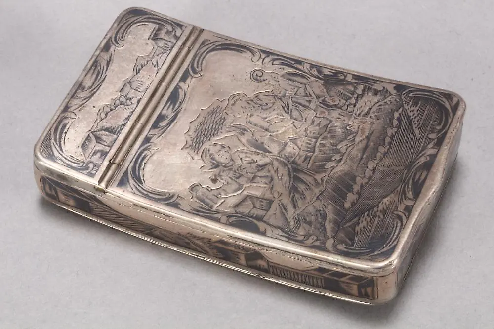 19th Century Russian Silver and Niello Snuff Box — photo 4