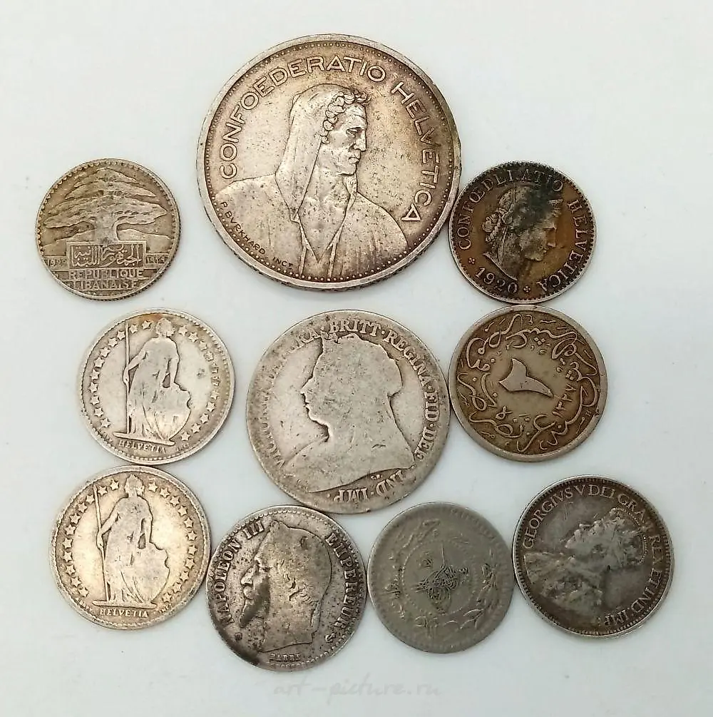 A Parcel of 10 Antique Highly Collectible World Coins Comprising... — photo 2