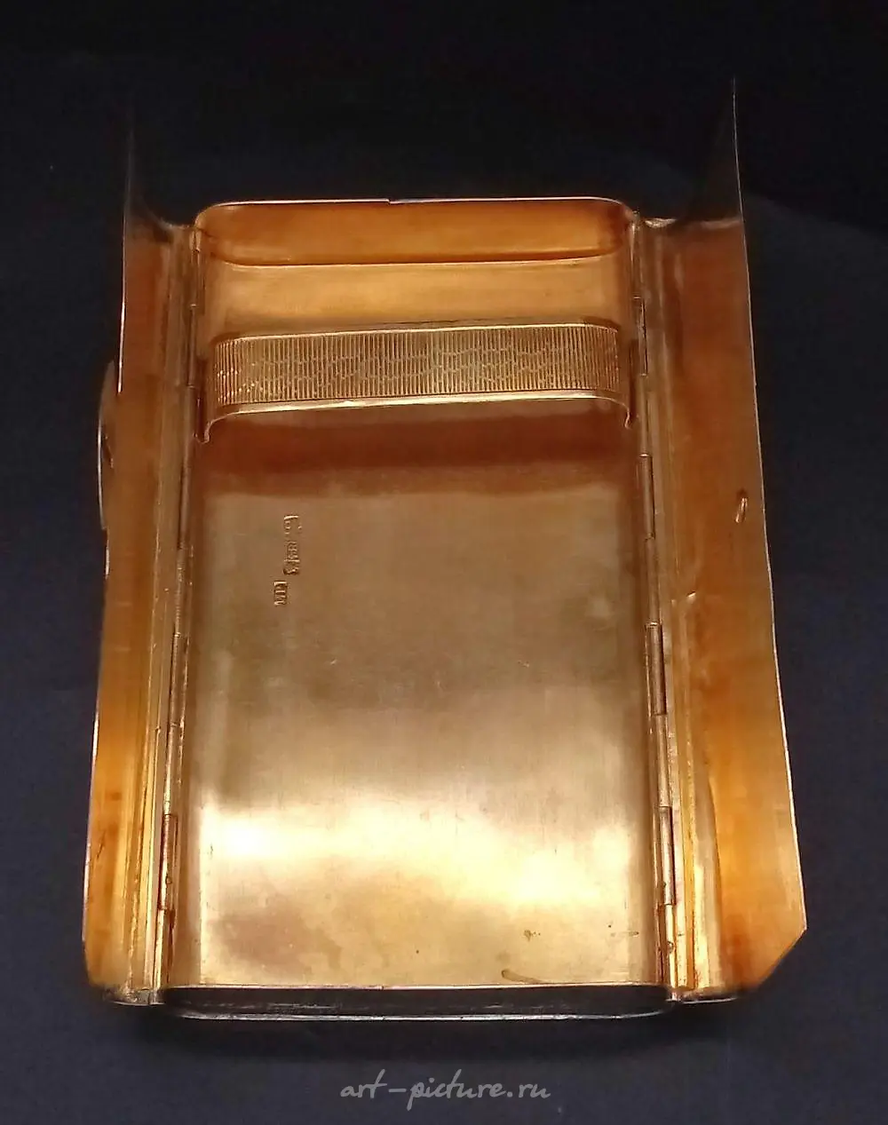 A Russian silver cheroot case, Andrey Kovalsky, Moscow 1855. — photo 3