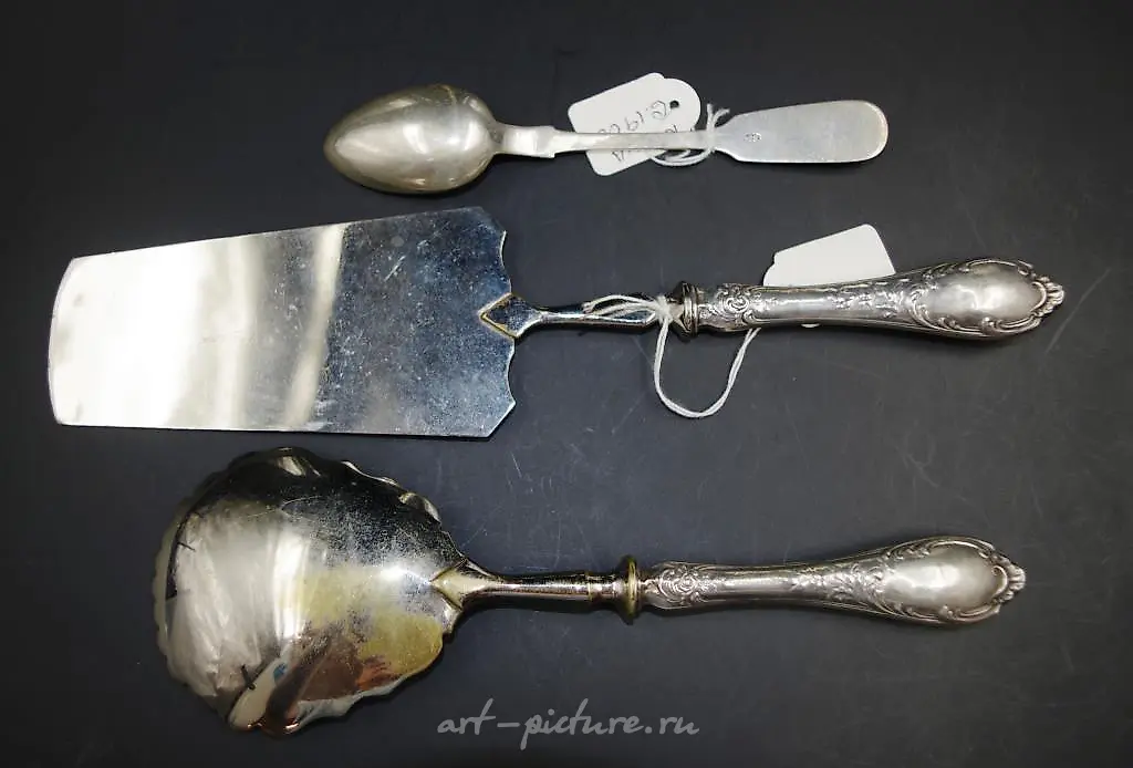 Two different early Russian silver serving spoons — photo 2
