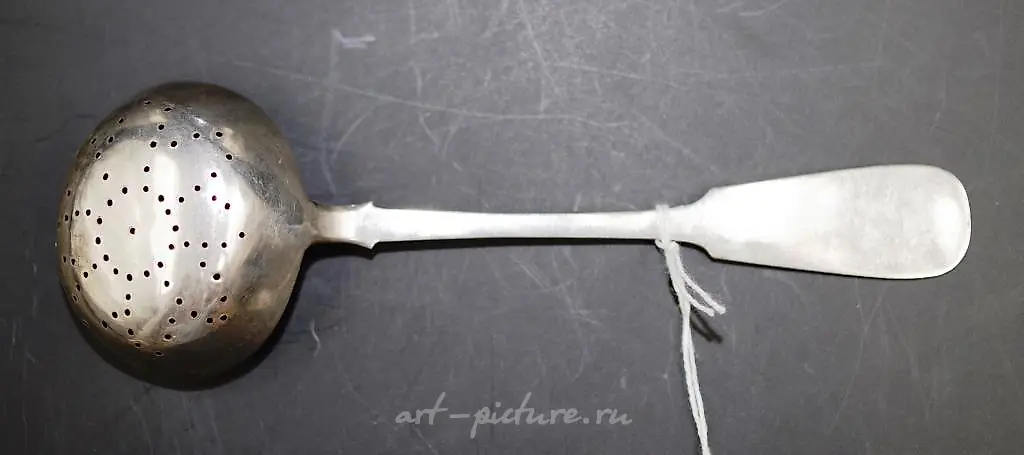 Early Russian silver handle serving slice — photo 3