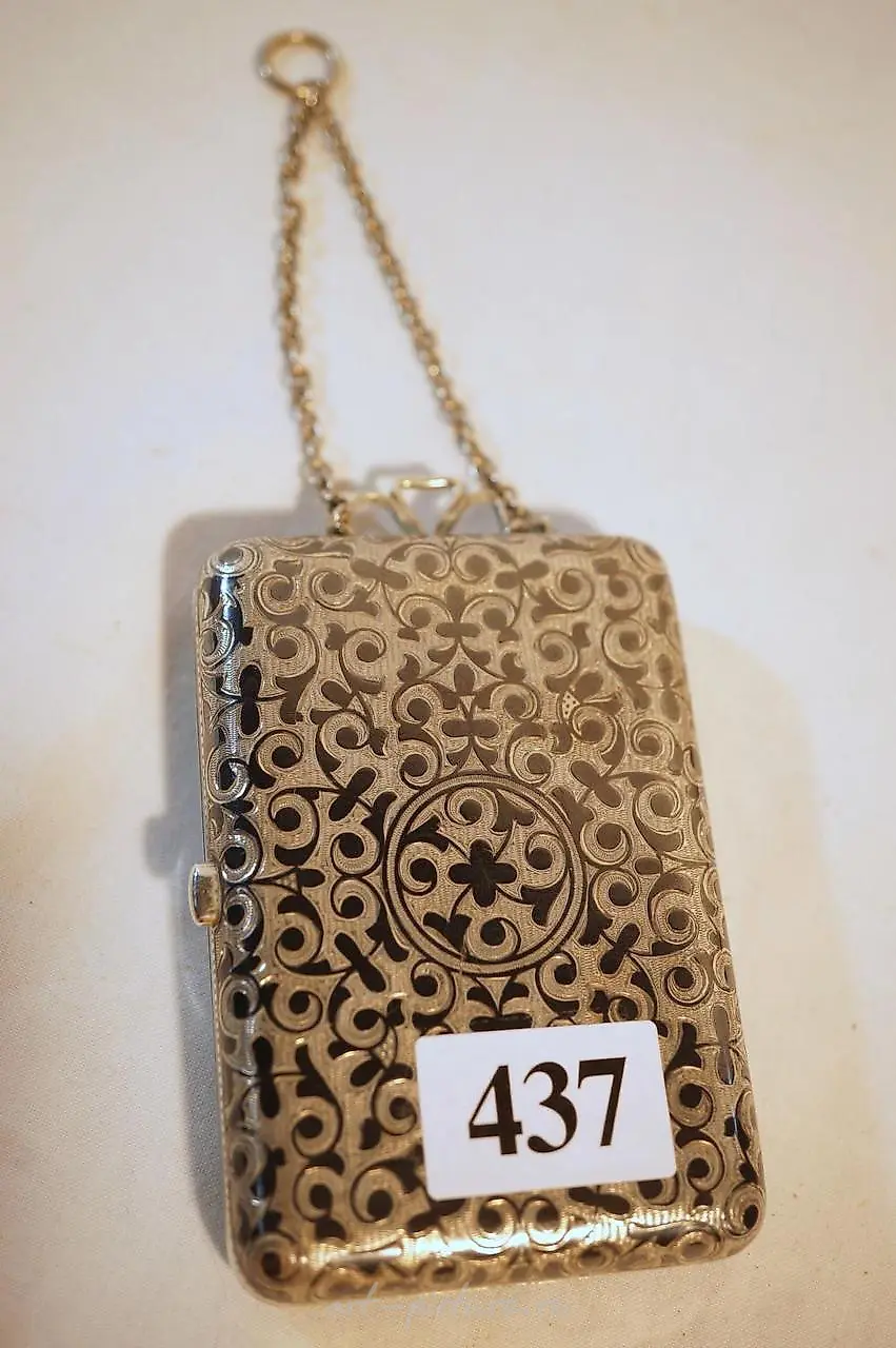 An antique Russian silver & Niello ladies purse on chain having... — photo 2