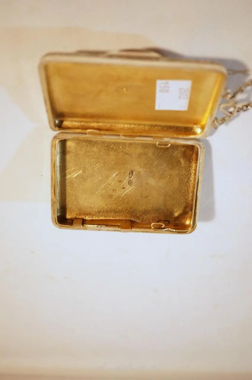 An antique Russian silver & Niello ladies purse on chain having... — photo 3