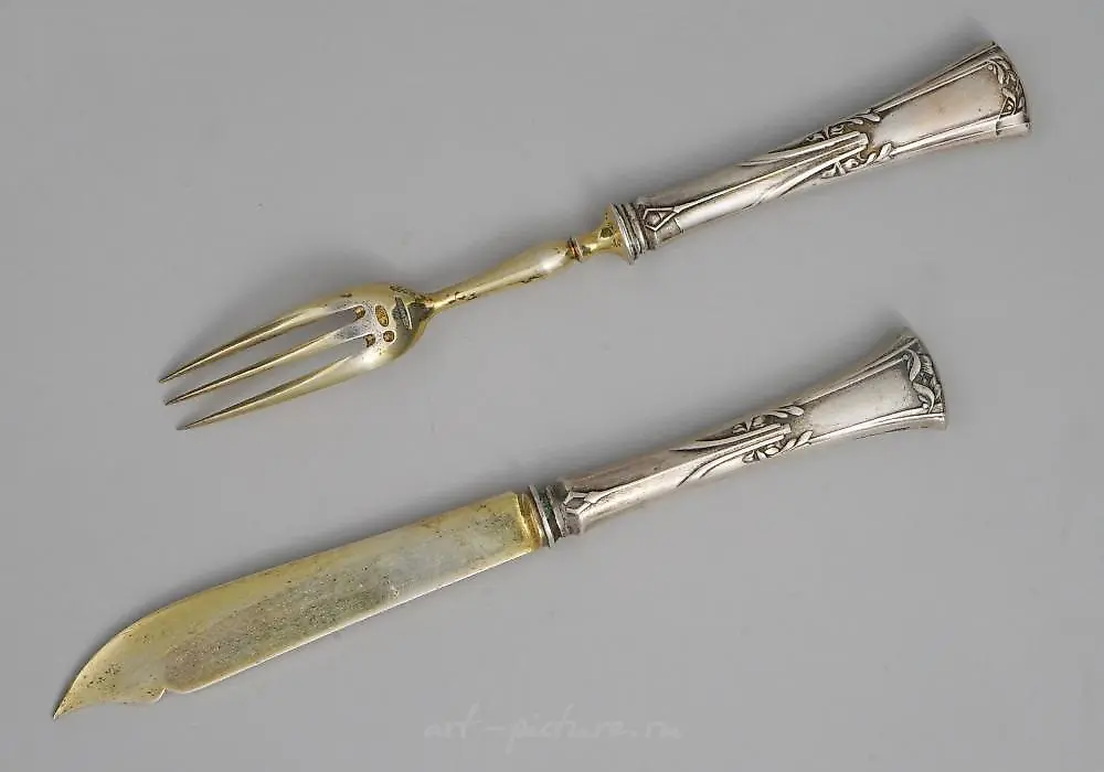 A LARGE RUSSIAN SILVER JAM SPOON BY IVAN KHLEBNIKOV — photo 4