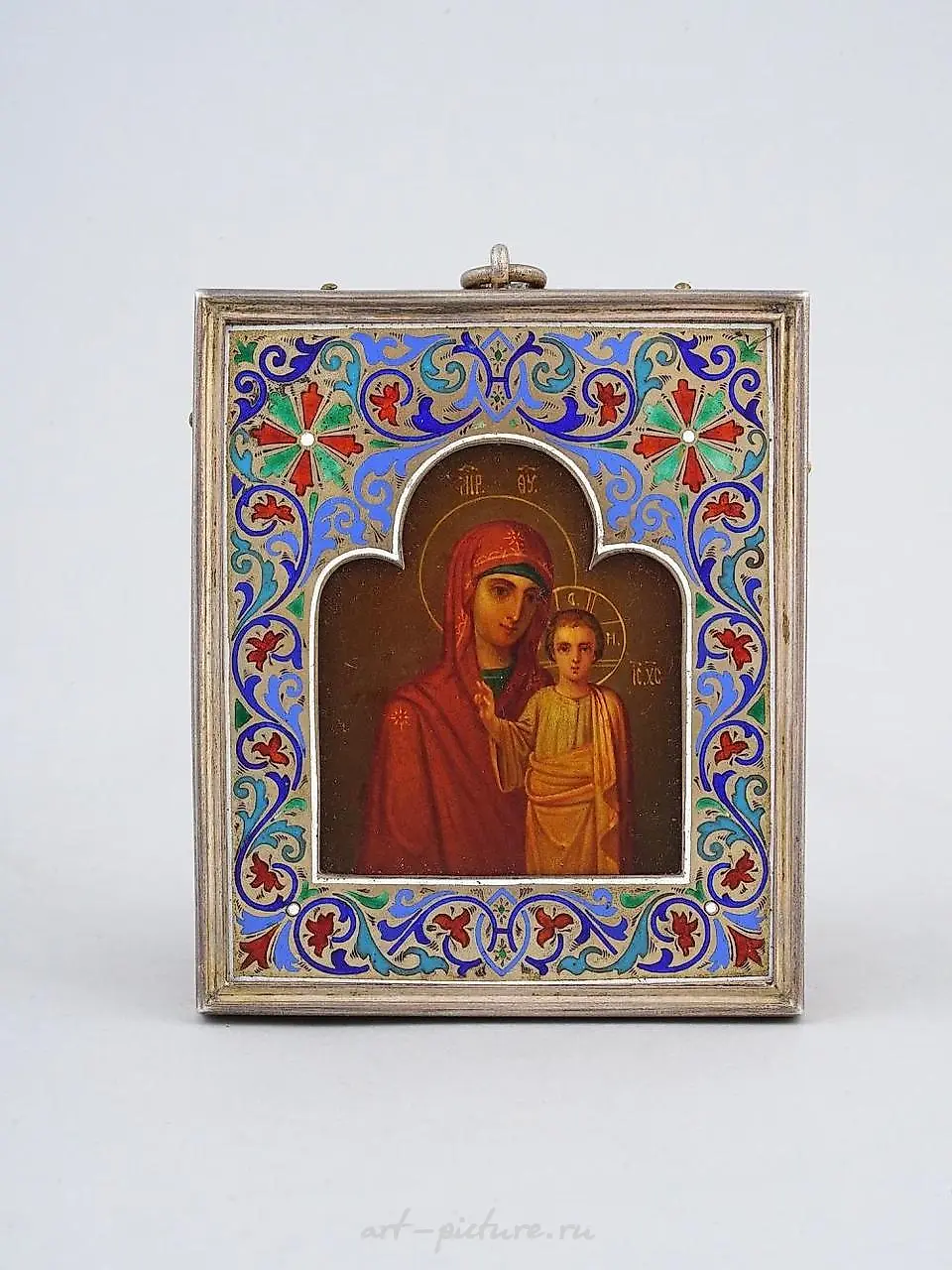 Русская православная икона из позолоченного серебра и клоизоне эмали