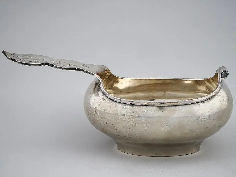 Любавин, 1899-1908 гг. Русский серебряный ковш характерной формы — фото 3