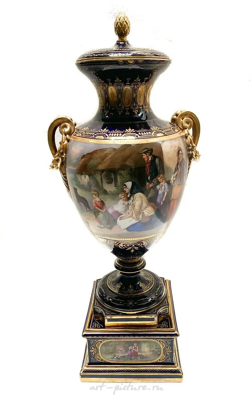Royal Vienna Austria Hand Painted Porcelain Urn — photo 8