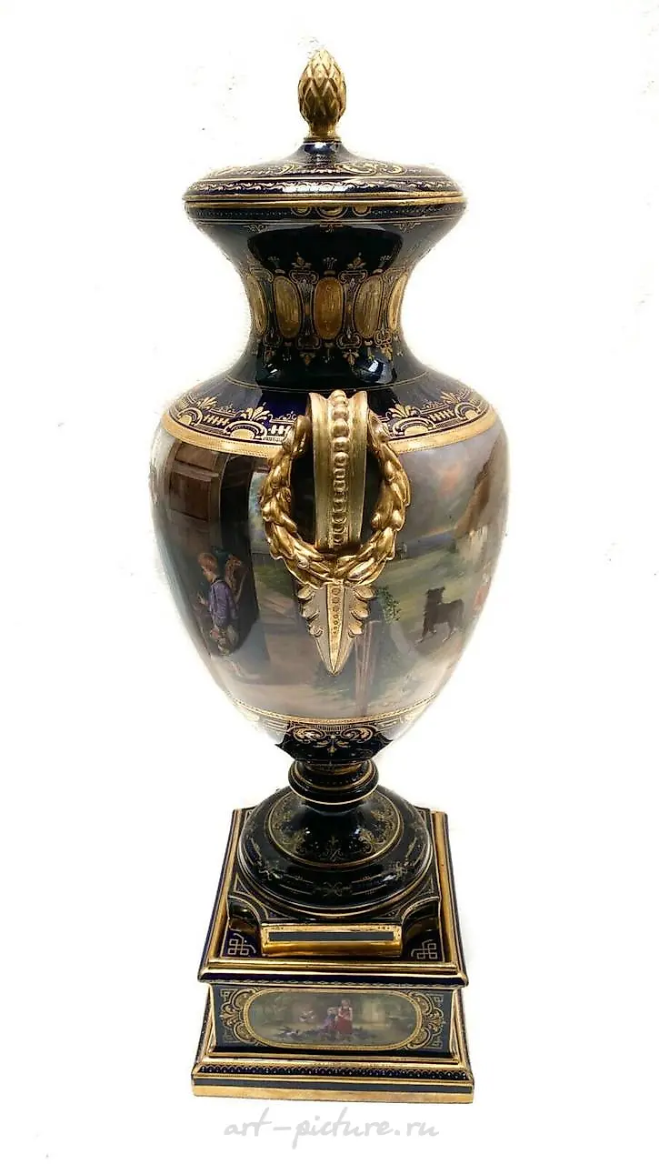 Royal Vienna Austria Hand Painted Porcelain Urn — photo 12