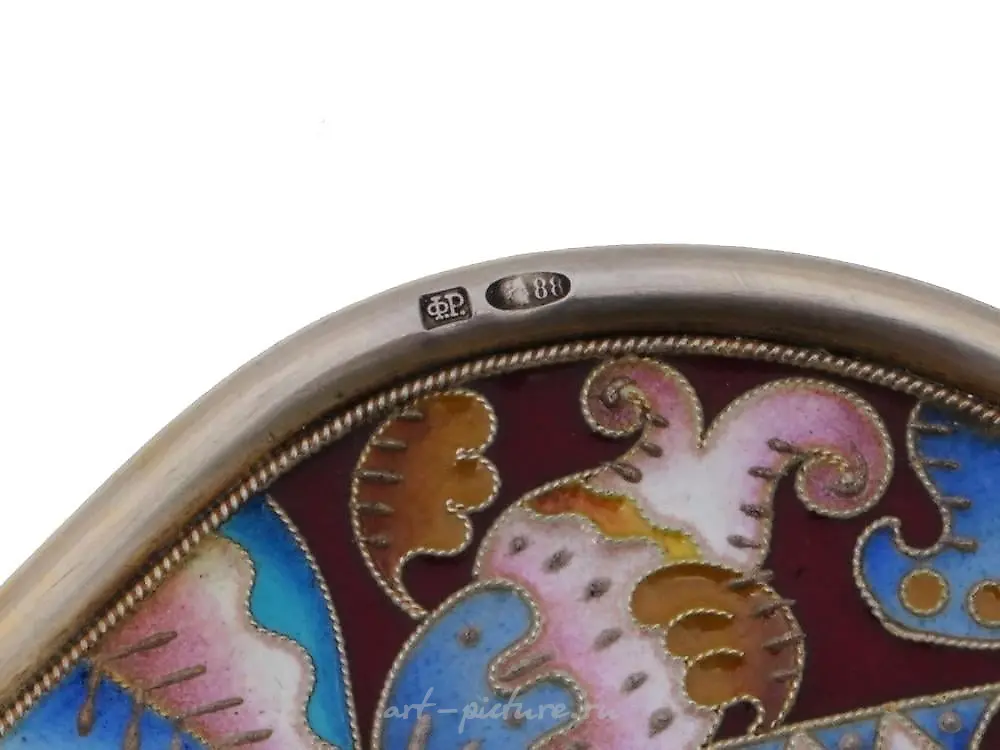 RUSSIAN SILVER GILT AND CLOISONNE ENAMEL KOVSH — photo 7