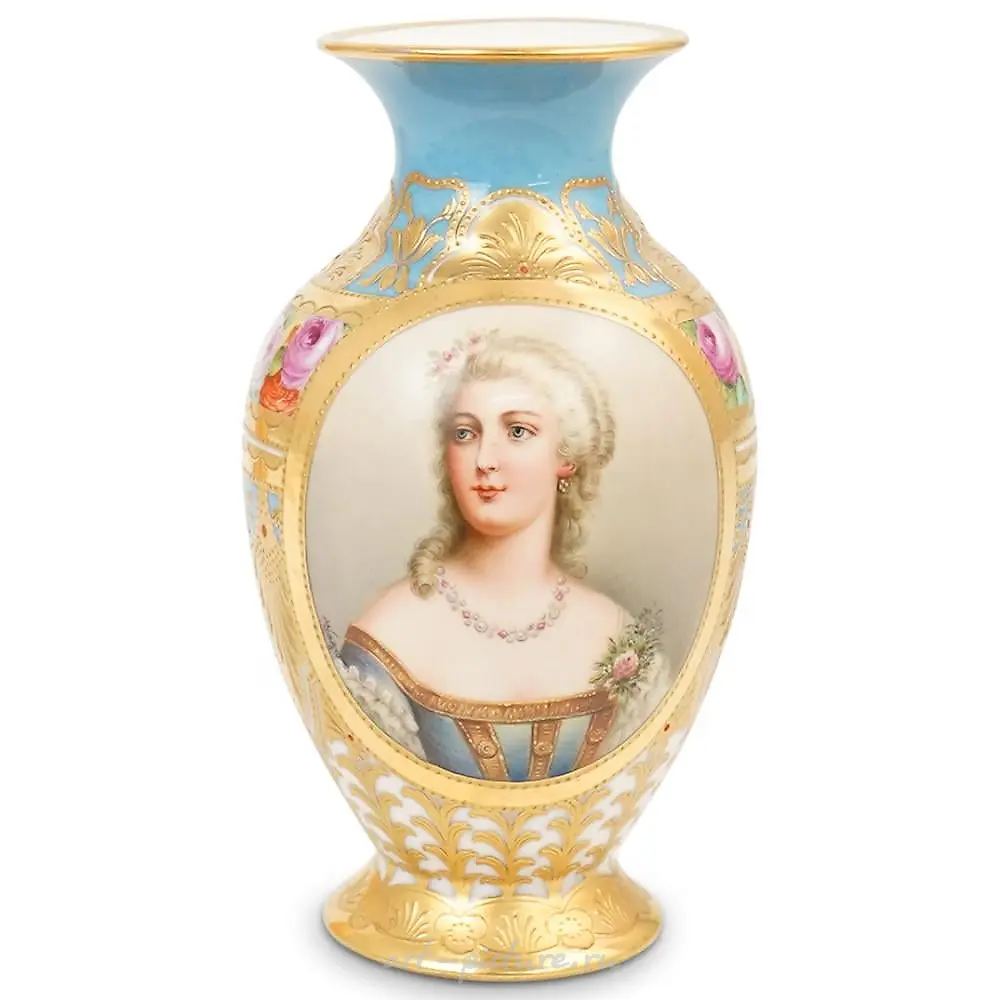 Фарфоровая ваза Royal Vienna с портретом "Una Gitana"