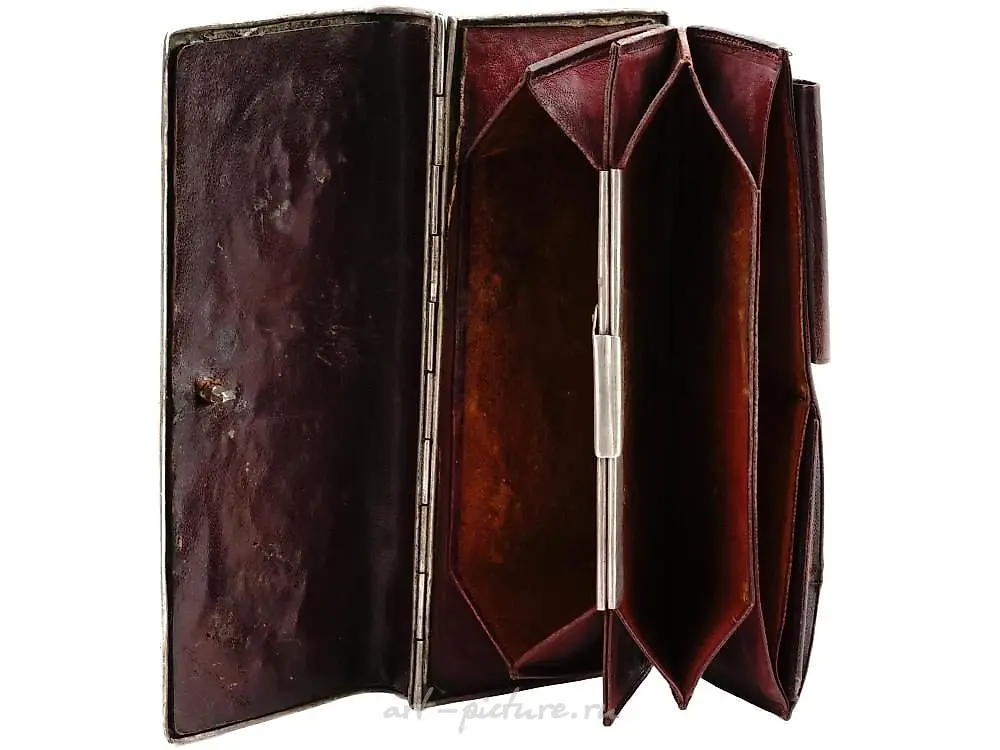 A RUSSIAN SILVER SAMORODOK CIGARETTE CASE RUBIES — photo 4