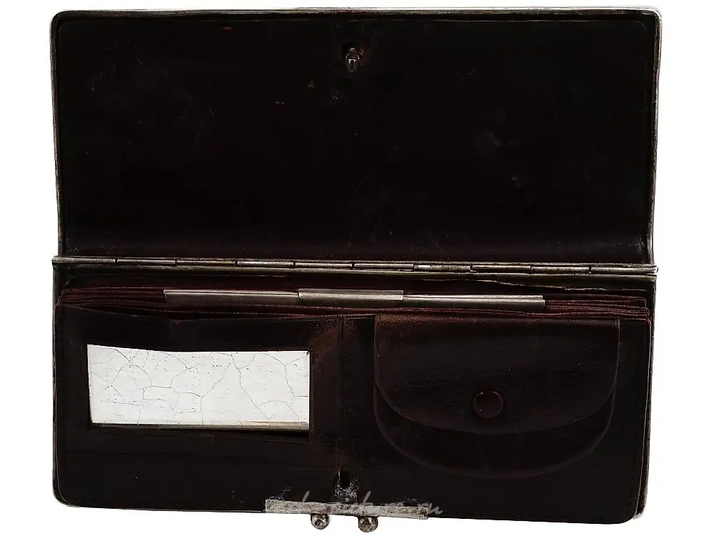 A RUSSIAN SILVER SAMORODOK CIGARETTE CASE RUBIES — photo 6