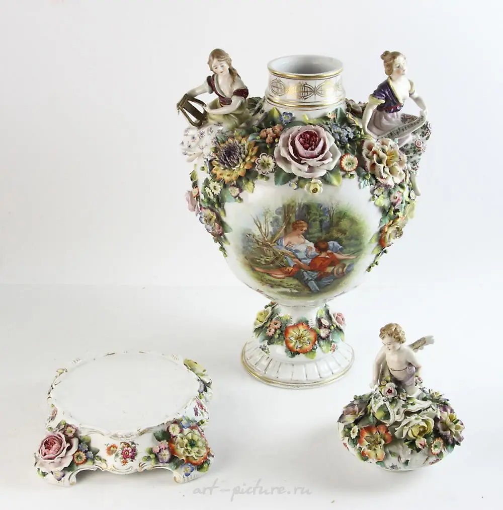 Late 19thC Japanese Imari Urn — photo 6