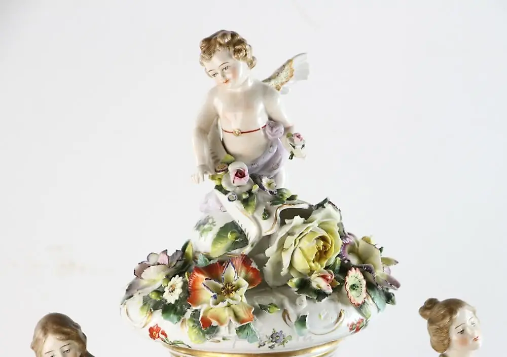 Late 19thC Japanese Imari Urn — photo 15