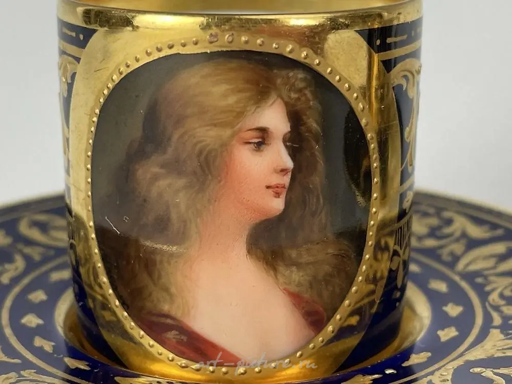 Фарфоровая пара Royal Vienna Wagner, около 1900 года, в отличном состоянии. Оценка - 1 500-2 000 долларов. — фото 6