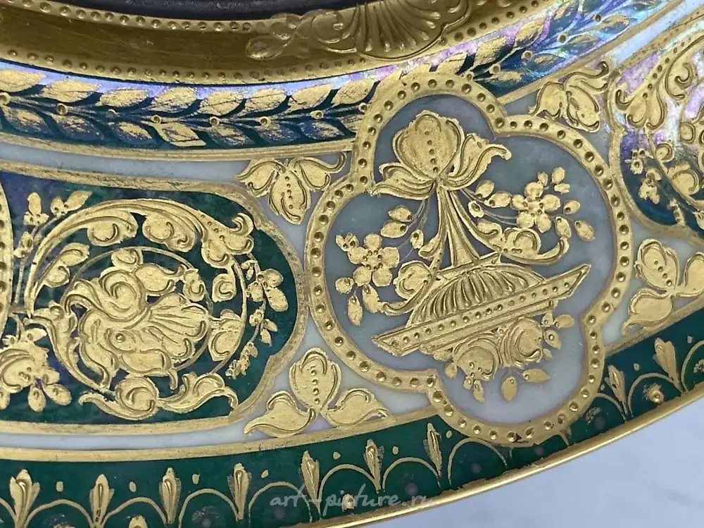 Фарфоровая тарелка с портретом Вагнера, около 1900 года, в хорошем состоянии. Оценка: $2000-2,500. — фото 5