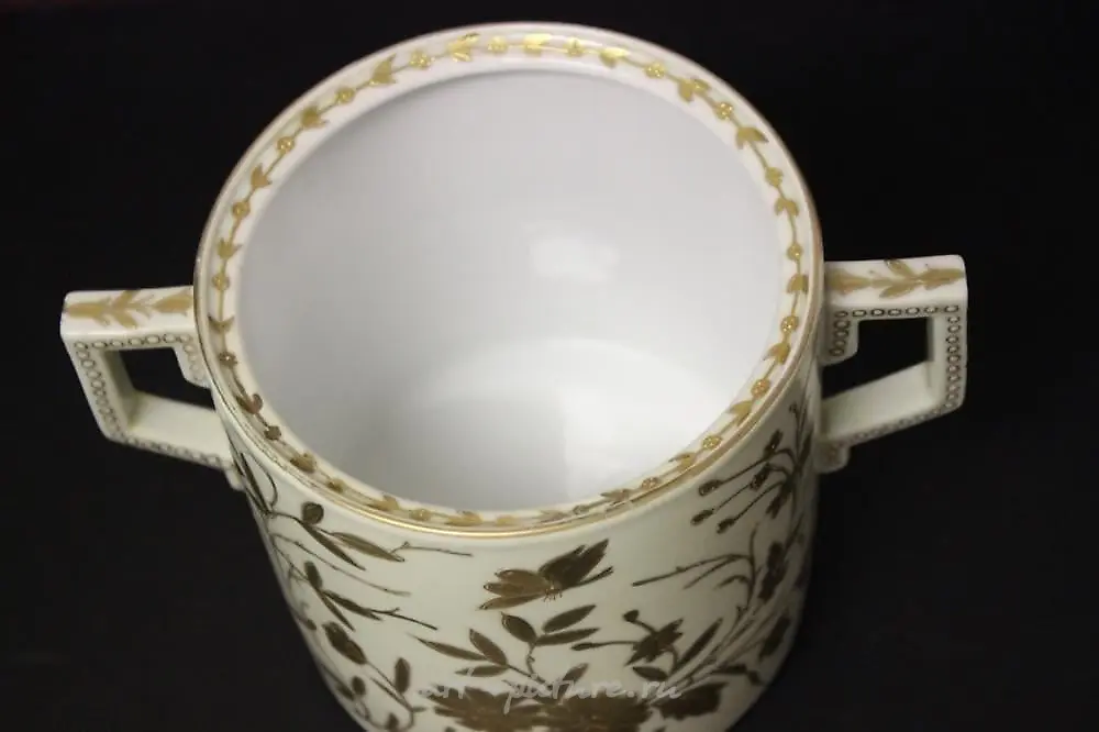 一个皇家维也纳（？）蜂房盾标罐 — 照片 10