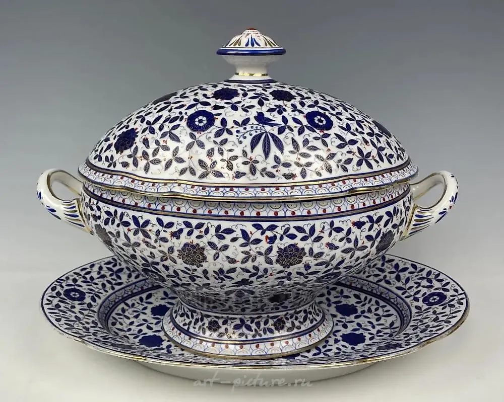 A VERY LARGE ROYAL VIENNA SOUP TUREEN AND UNDER PLATE
