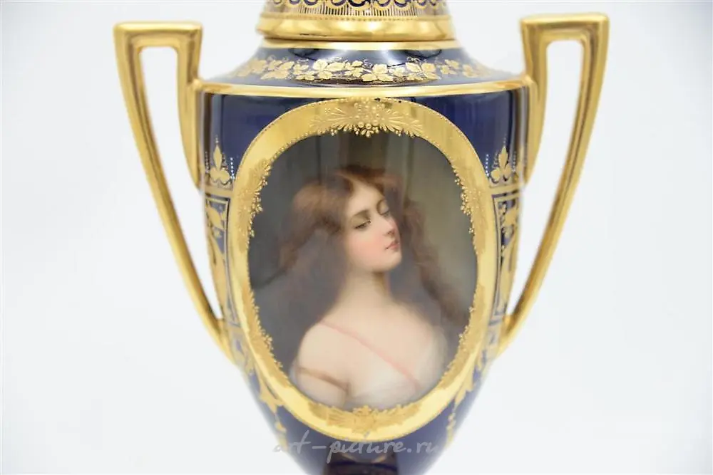Royal Vienna Hand Painted Covered Urn, having two handles an... — photo 4
