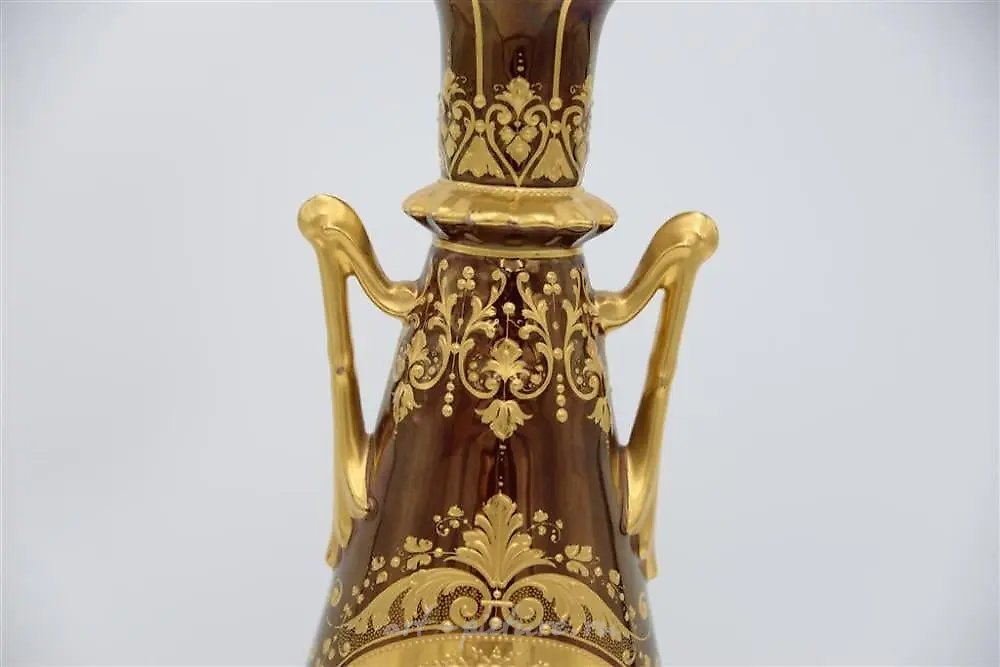 Royal Vienna Covered Portrait Urn, having two handles along ... — photo 6