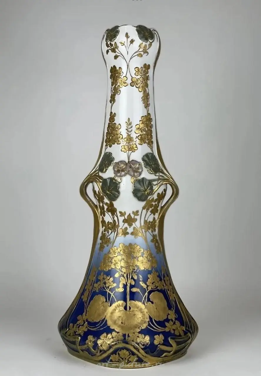 Фарфоровая ваза с портретом от Royal Vienna, 1900 год, с ремонтом. Оценка: $20000-30000. — фото 4