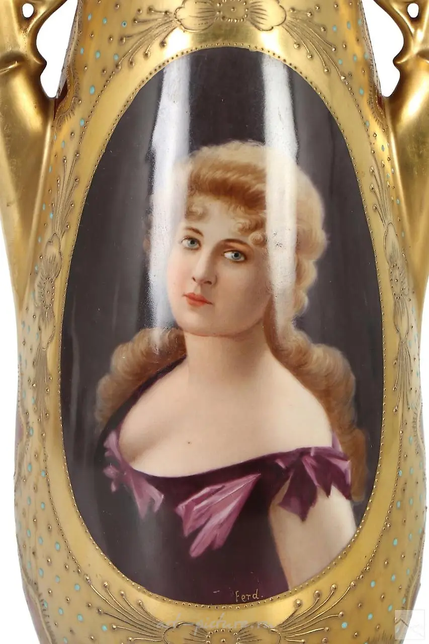 Фарфоровая урна-ваза "Ожидание" из коллекции Royal Vienna Porcelain — фото 4