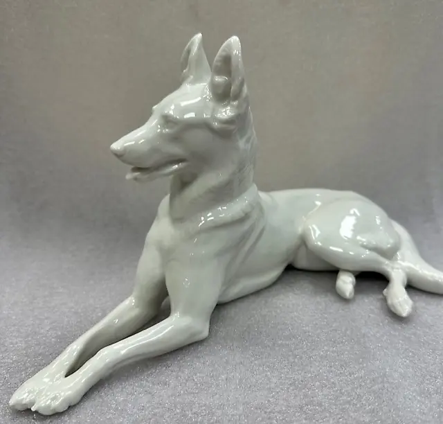 The porcelain figure (statuette) "German Shepherd," Nymphenburg