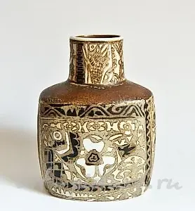 The text translates to "Royal Copenhagen Baca Flask Vase. Nils Thorsson."