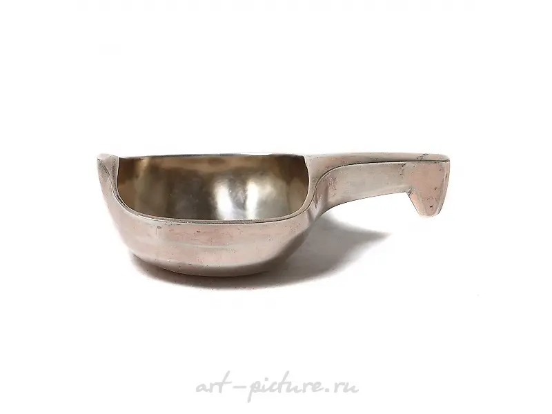 Silver cup in the shape of a ladle. (also known as a korchik) Russia, 1899-1908, made by the "Brothers Grachev" company.