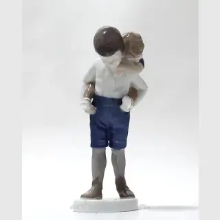 Наездница. Дания, г. Копенгаген, Bing & Grondahl