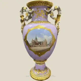 Royal Copenhagen ваза 19 век