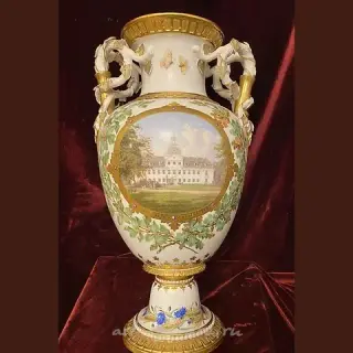 Royal Copenhagen ваза 19 век