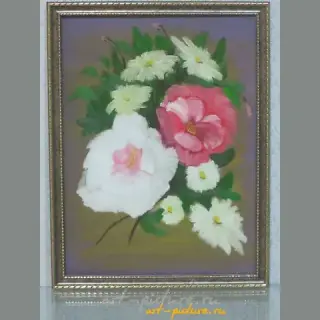 The translation of "Цветы холст, масло" into English is "Flowers canvas, oil."