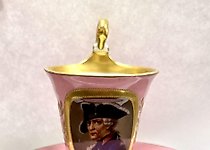 购买 带有腓特烈大帝图案的碗和碟 KPM