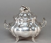 Статуэтка 俄国银制糖罐，带盖，俄罗斯帝国（俄罗斯）