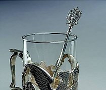 Статуэтка 银质茶杯架 鹰 迈霍夫工作室