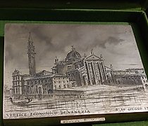 Статуэтка 布切拉提（Buccellati）首饰盒是赠送...