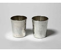 купить Пара массивных серебряных стопок, 5 х 4,5 см, Швеция, г. Стокгольм, Borgila