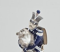 Статуэтка 士兵和狗。丹麦，哥本哈根，皇家哥本哈根