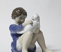 Статуэтка Girl with a cat. Denmark…