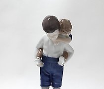 Статуэтка The translation of the t…